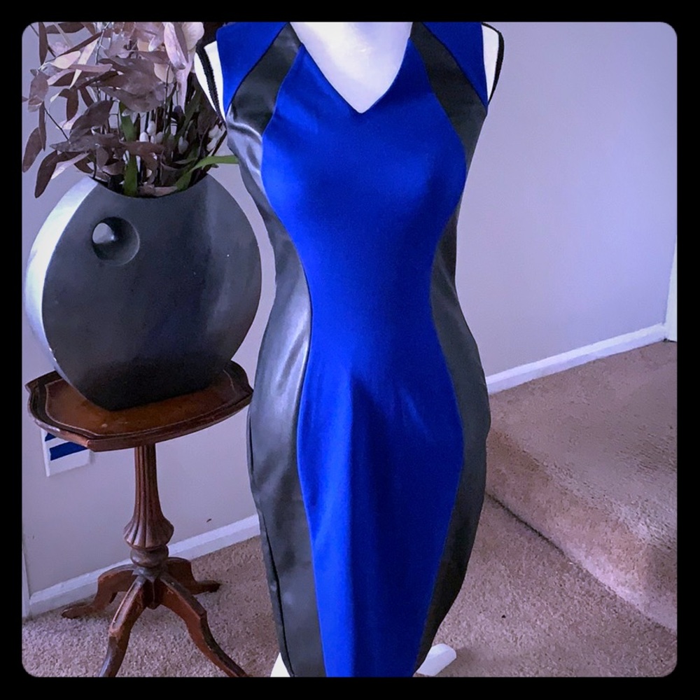 Used, Eva Longoria Blue/Black Dress
